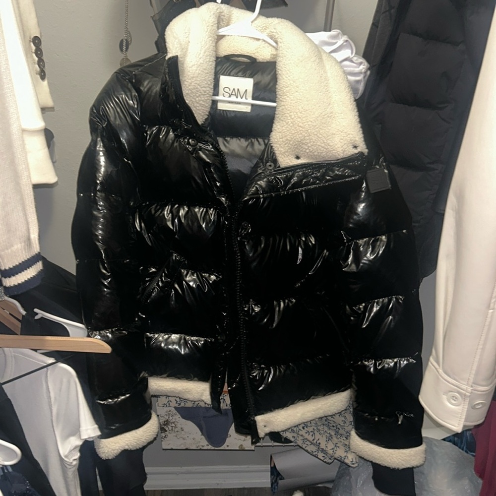 SAM. New York Patent Leather Puffer